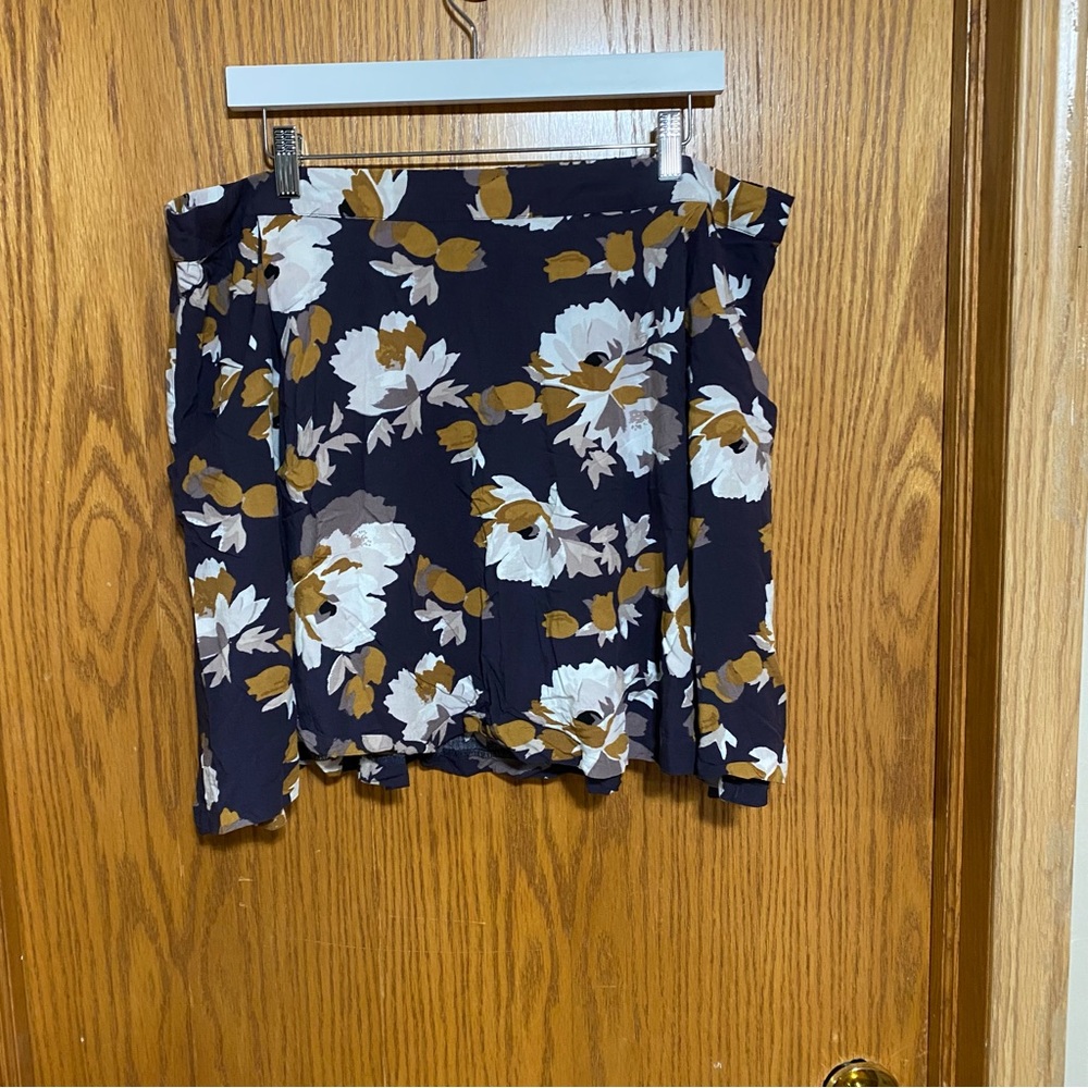 High-Waisted Floral-Print Midi Swing Skirt